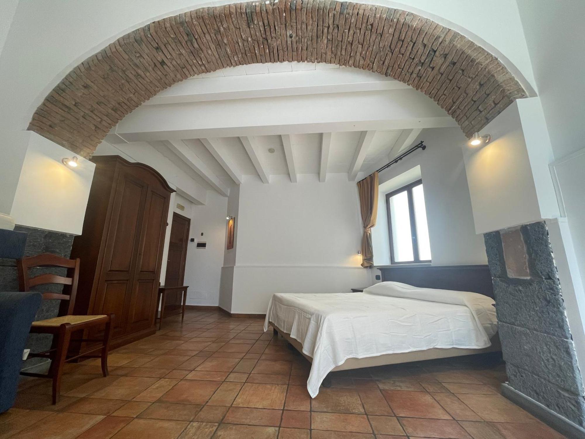 Hotel Capomulini 3 Stelle Acireale Ngoại thất bức ảnh