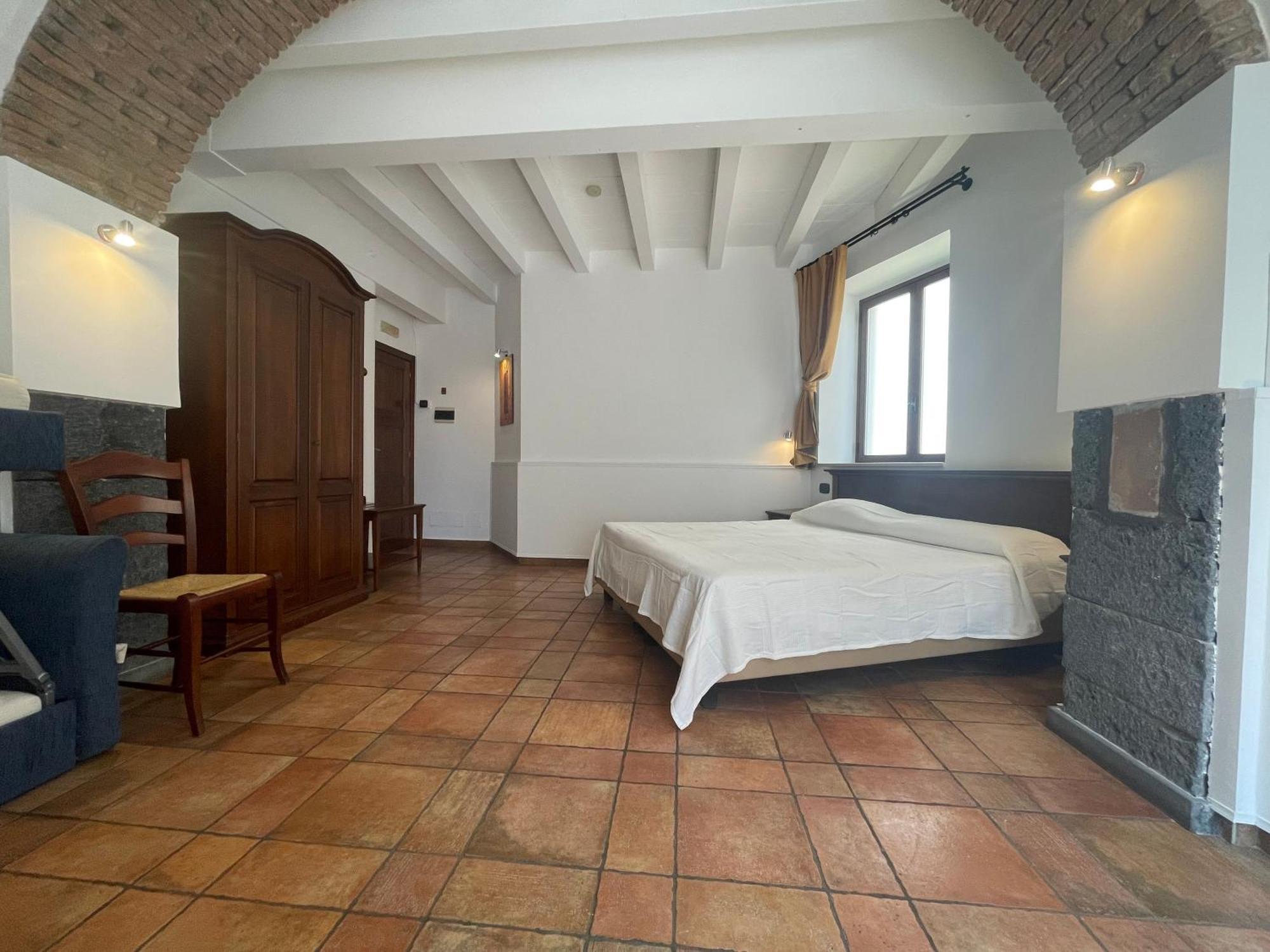 Hotel Capomulini 3 Stelle Acireale Ngoại thất bức ảnh