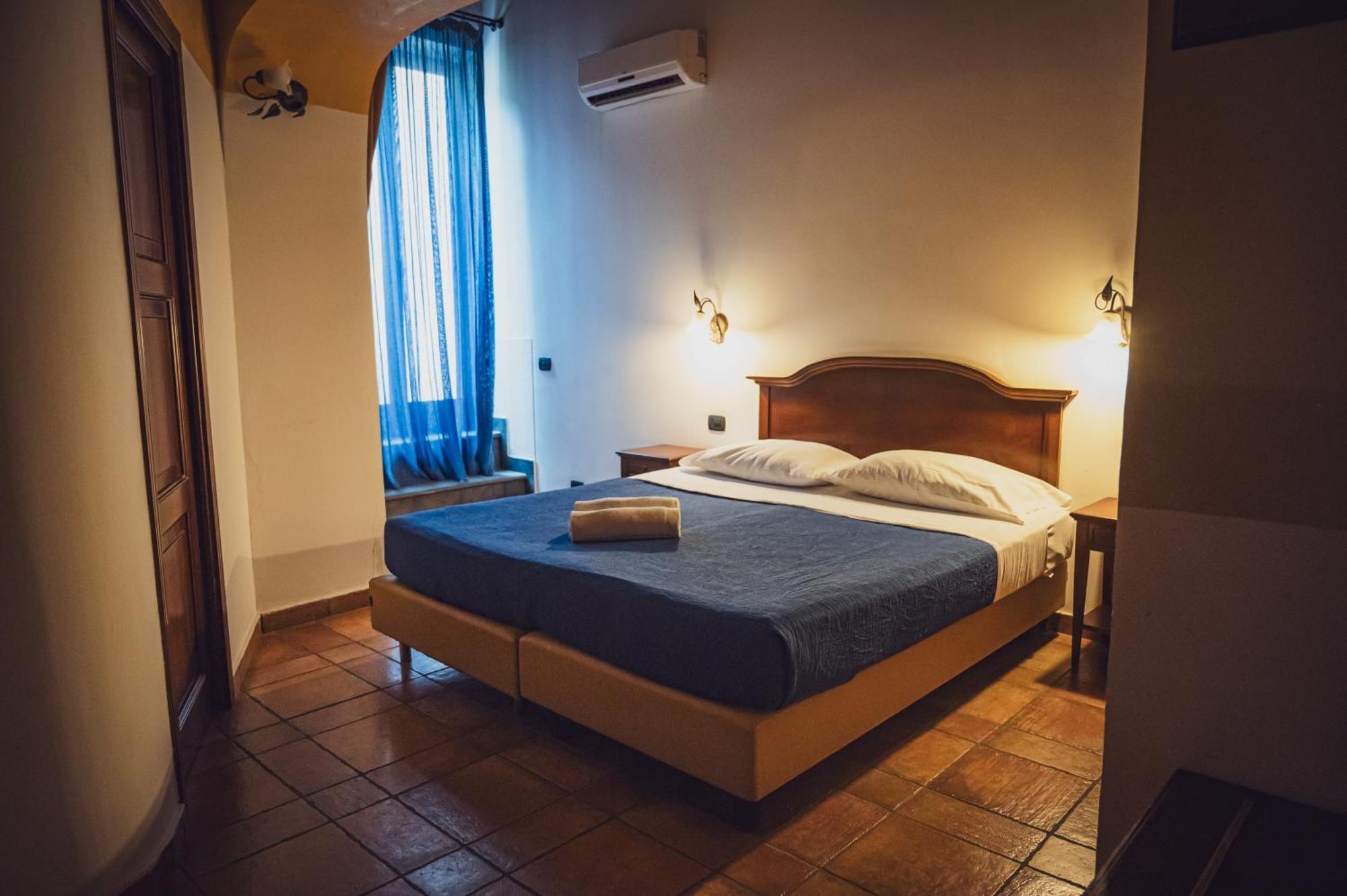 Hotel Capomulini 3 Stelle Acireale Ngoại thất bức ảnh